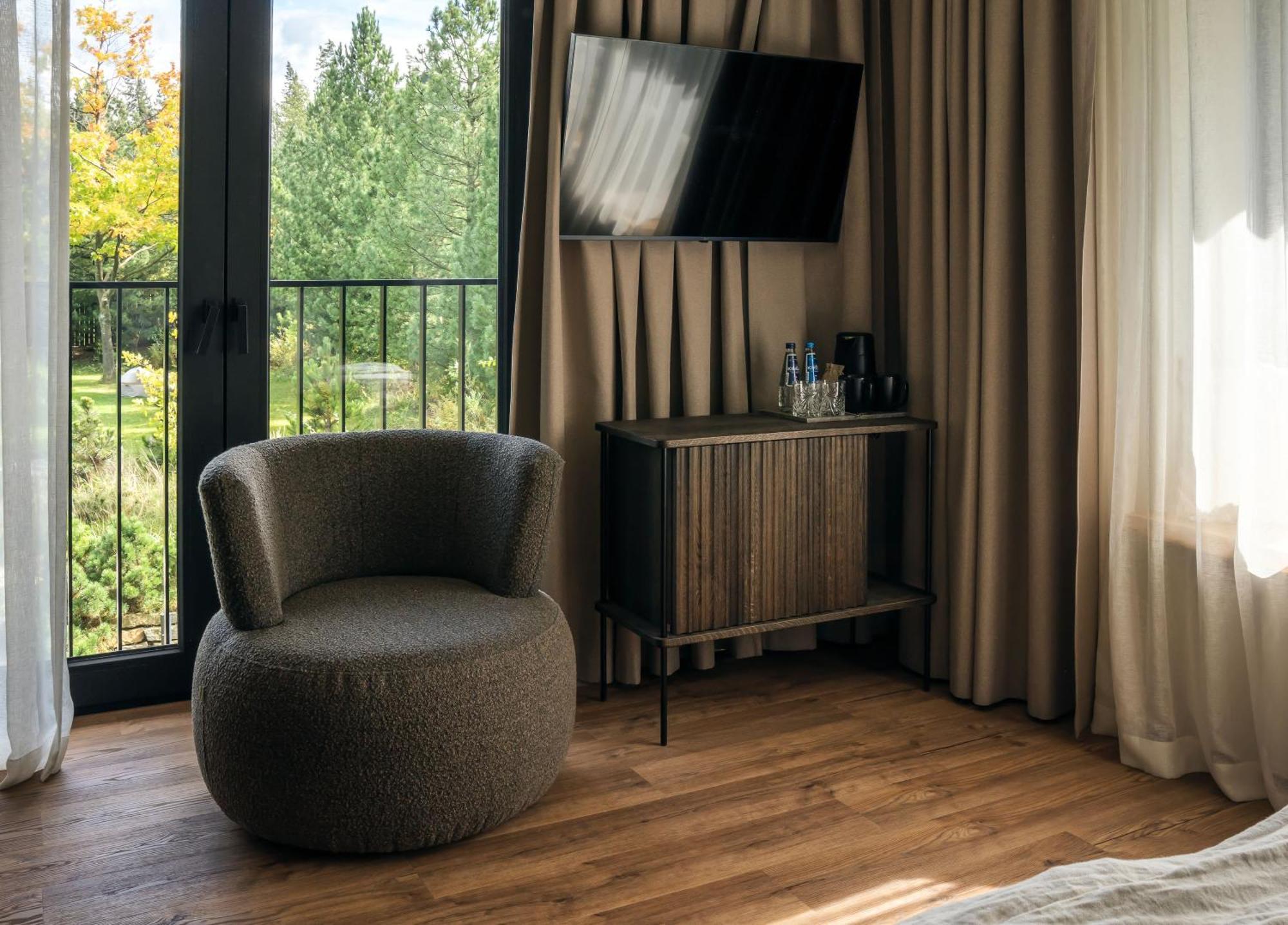 Double Room Mountain View